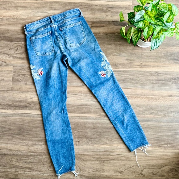 Zara Woman Premium Denim Floral Embroidered Jeans – Size 6 - Picture 9 of 11